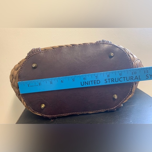 Coldwater Creek Brown and Dark Brown Woven Tote - Picture 9 of 9